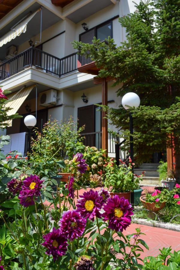 Manos Kritikakis Apartments 플라타모나스 외부 사진