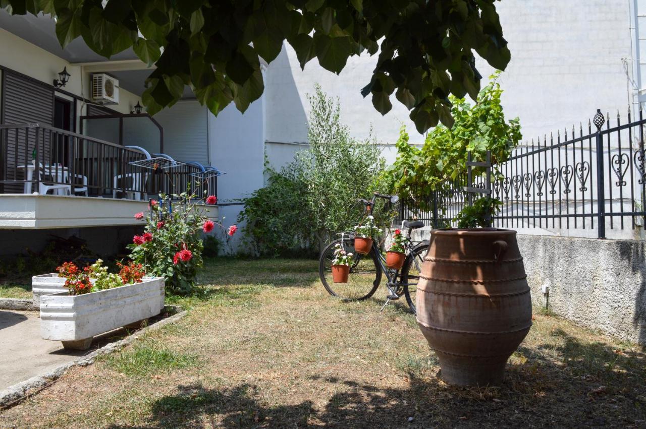 Manos Kritikakis Apartments 플라타모나스 외부 사진