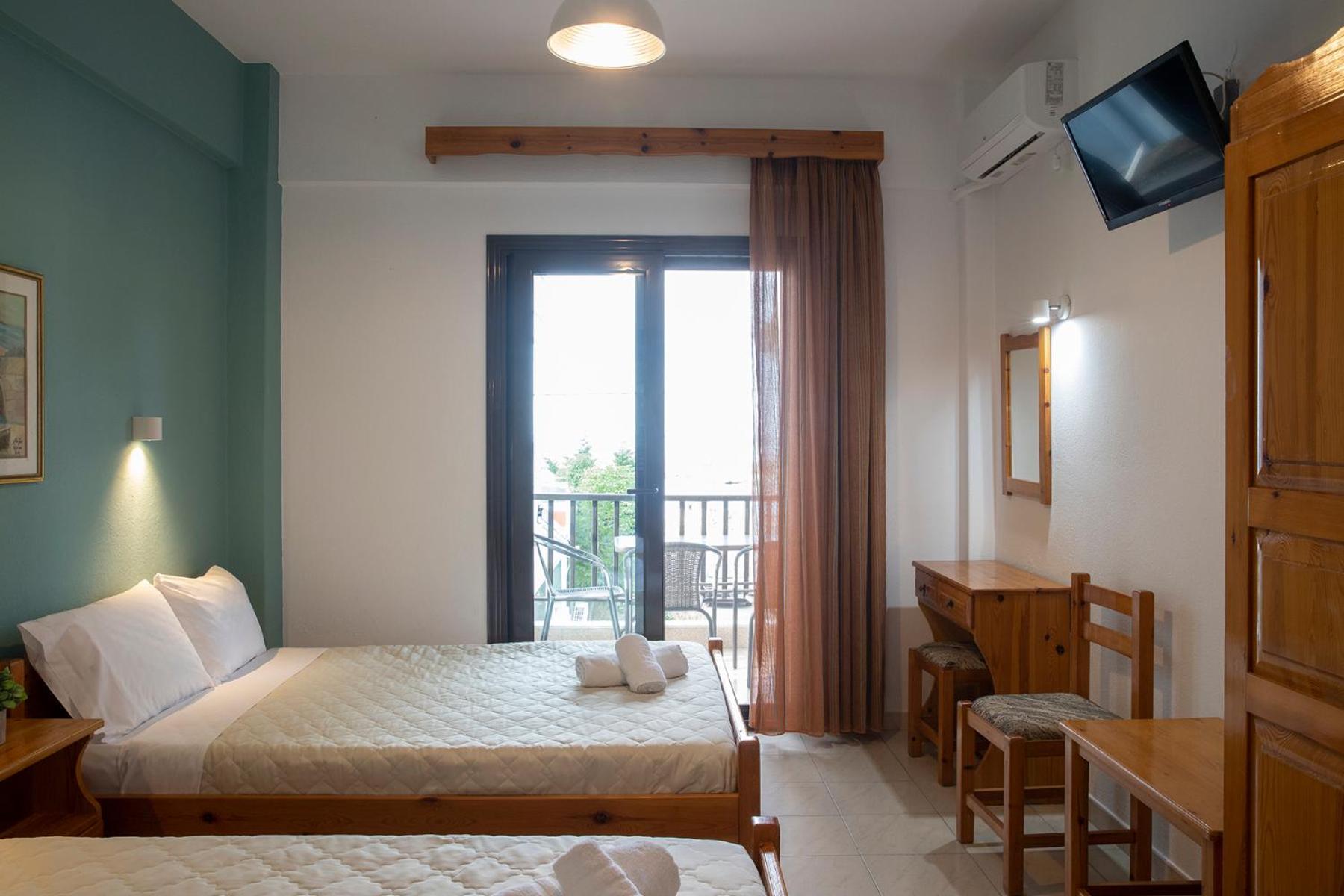 Manos Kritikakis Apartments 플라타모나스 외부 사진
