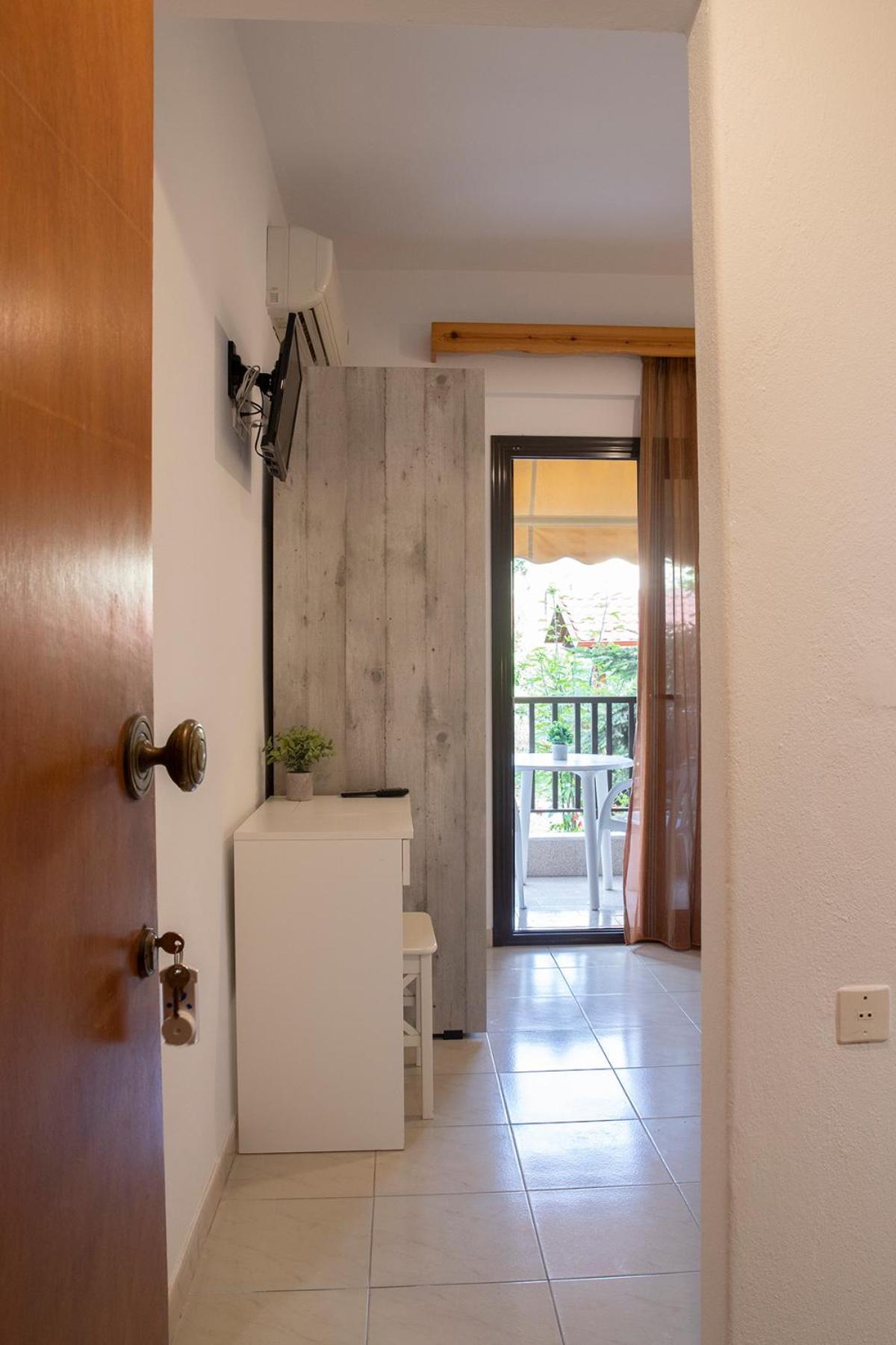 Manos Kritikakis Apartments 플라타모나스 외부 사진