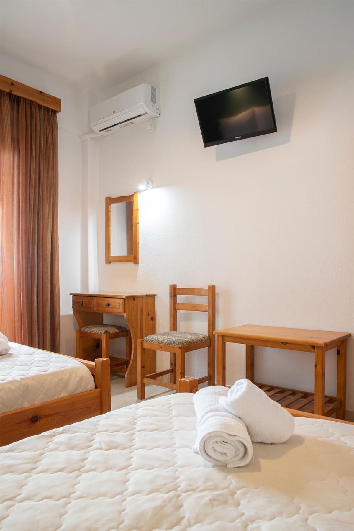Manos Kritikakis Apartments 플라타모나스 외부 사진