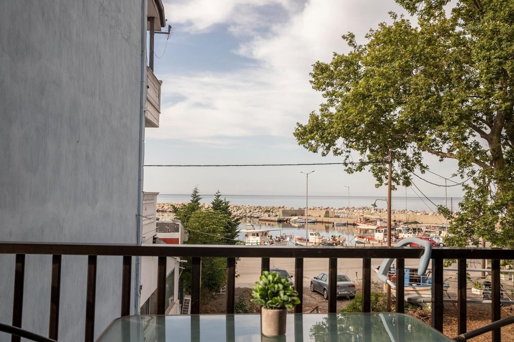 Manos Kritikakis Apartments 플라타모나스 외부 사진